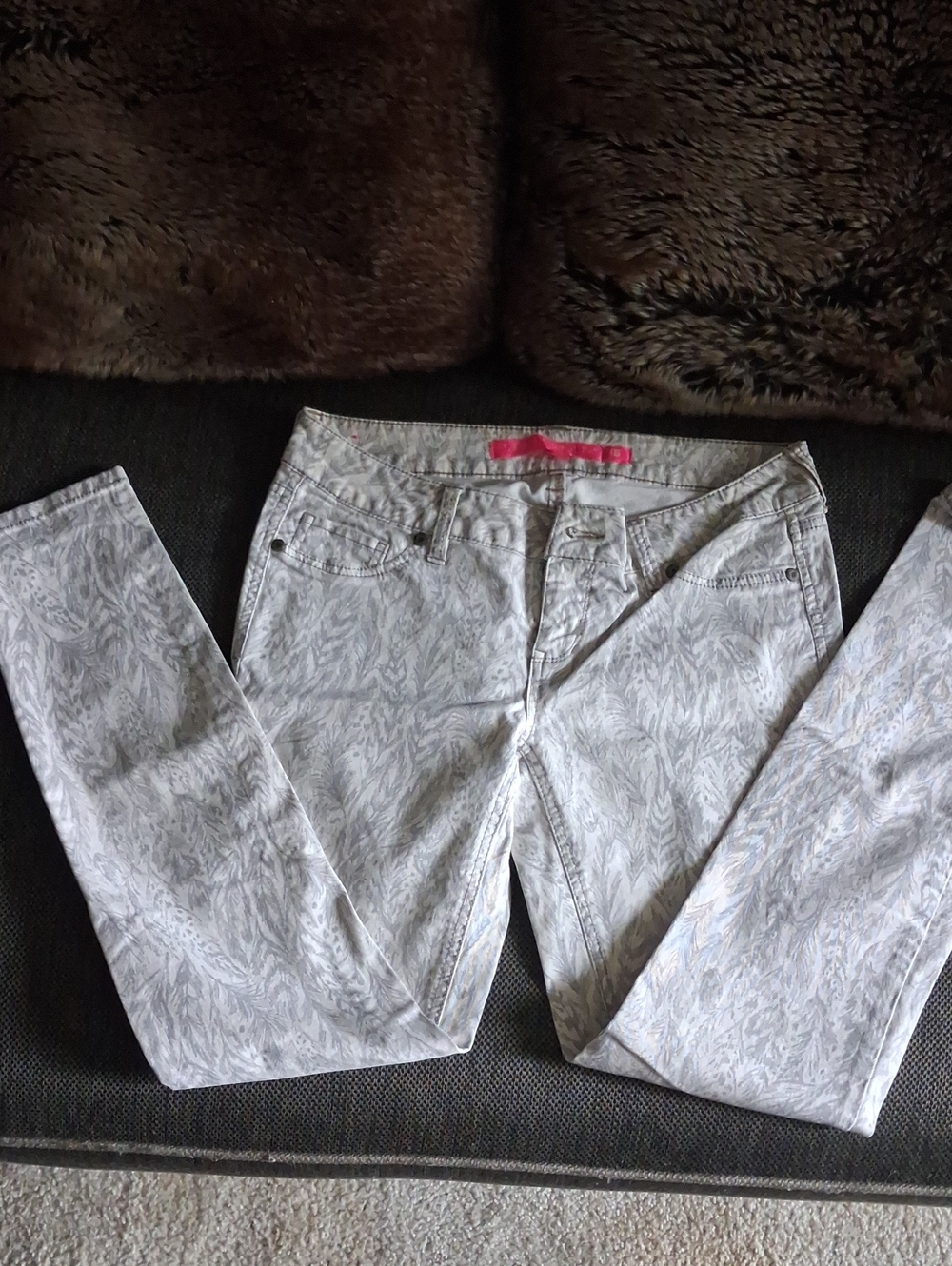 Jeans. ' - Picture 9 of 9